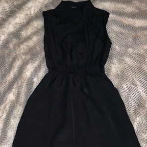 Sleeveless black dress